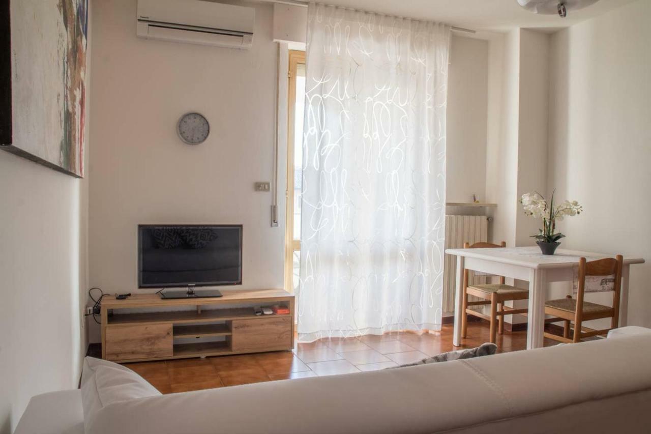 La Loggia Su Acqui. Centro, Wi-Fi, Aria Condizionata, Ascensore Акуи Терме Екстериор снимка